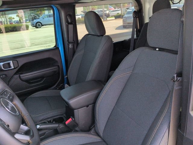 Used 2024 Jeep Wrangler Sport AWD/4WD image 17