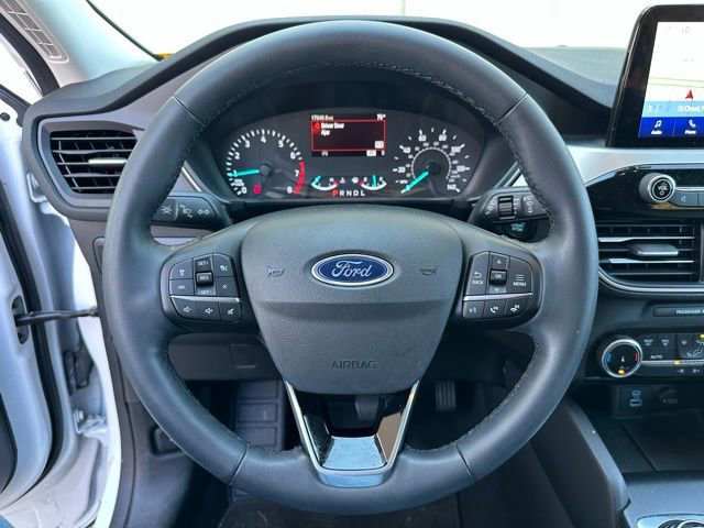 Certified 2022 Ford Escape SE w/ SE Sport Appearance Package image 21