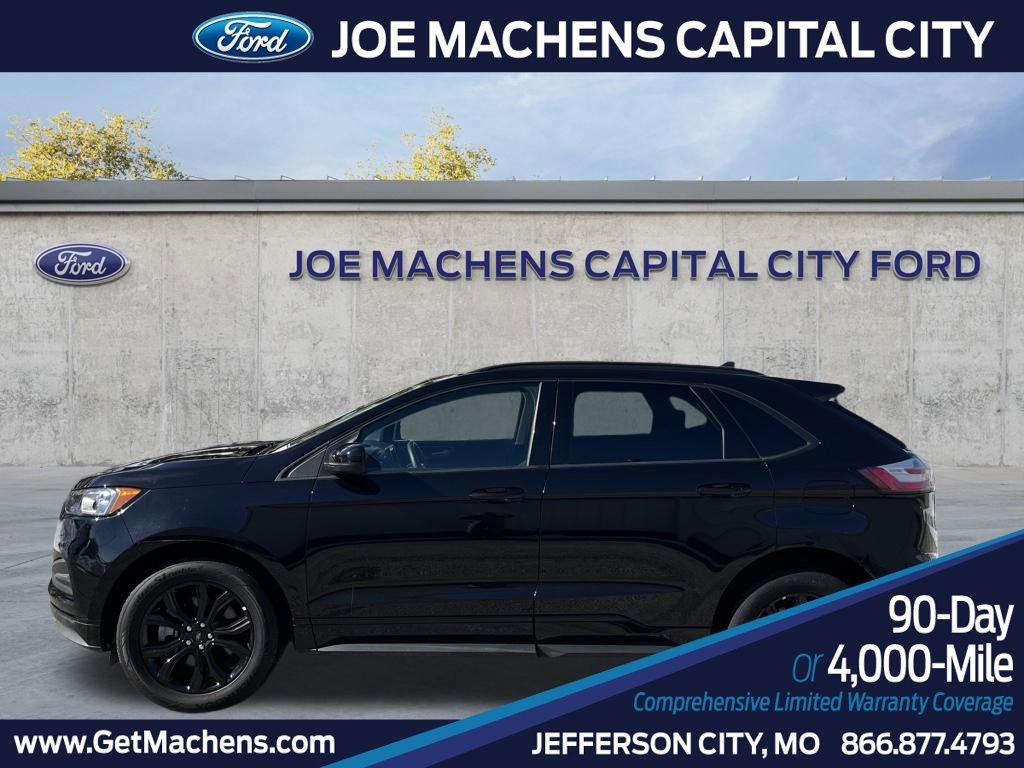 Certified 2022 Ford Edge SE w/ Black Appearance Package image 3