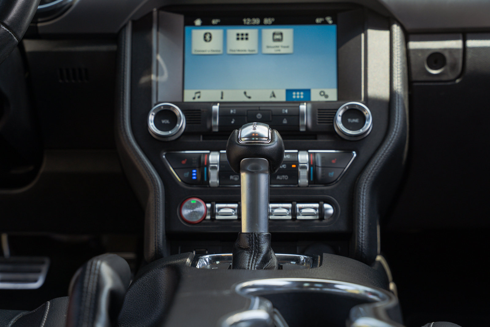 Certified 2018 Ford Mustang GT Premium RWD image 36