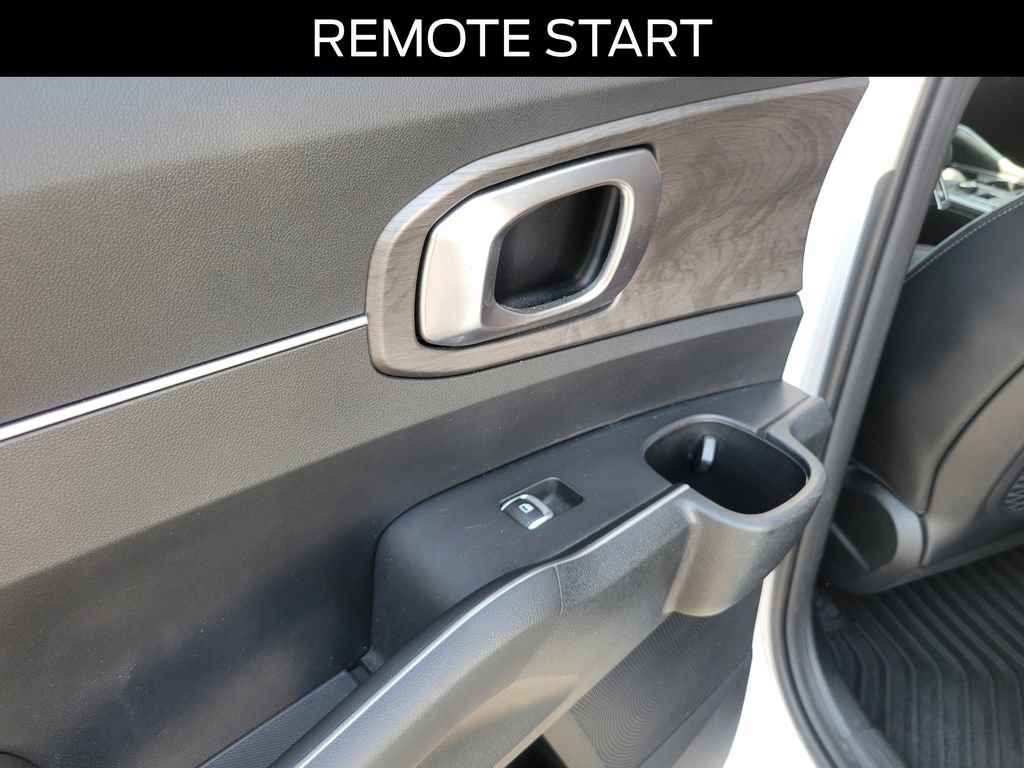 Used 2025 Kia Sorento X-Line EX AWD/4WD image 18