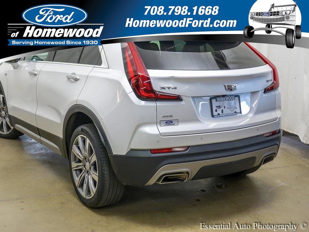 Used 2022 Cadillac XT4 Premium Luxury w/ Enhanced Visibility Package image 4