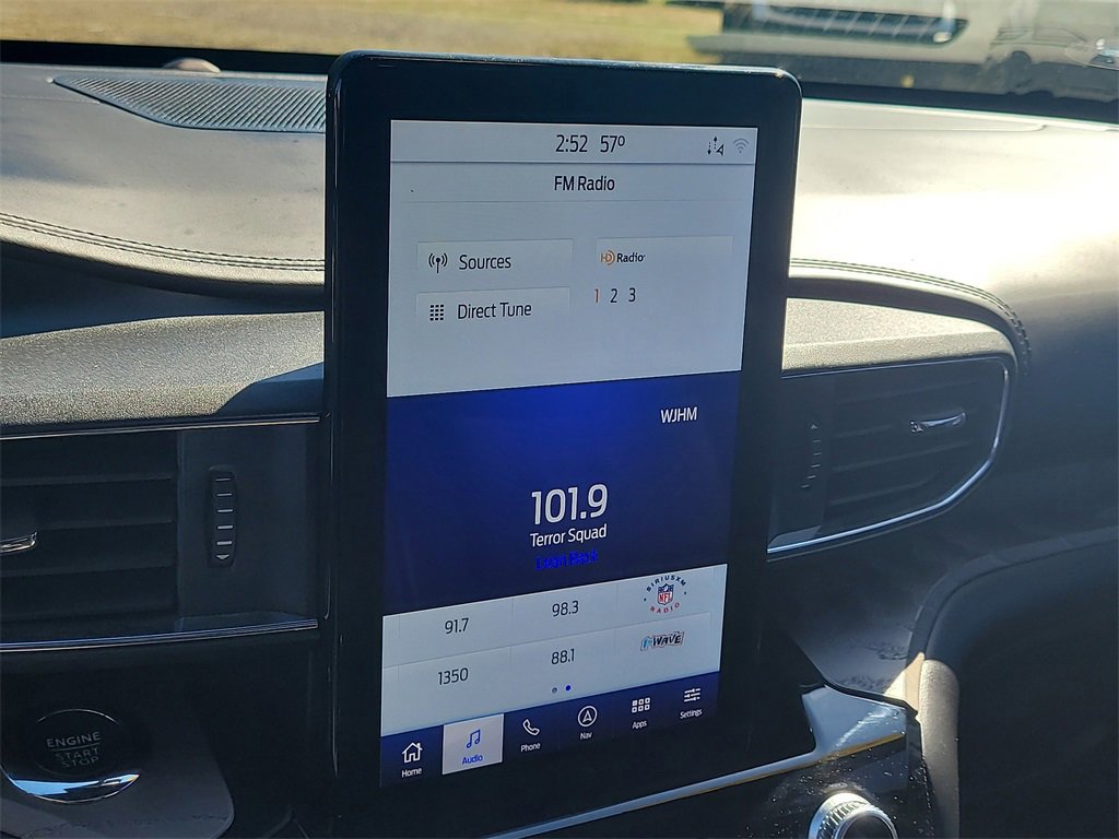 Certified 2022 Ford Explorer Platinum w/ Equipment Group 601A image 25