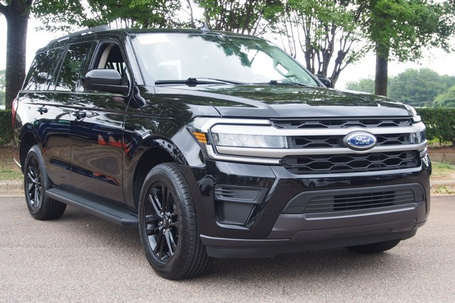 Certified 2024 Ford Expedition XLT RWD image 1