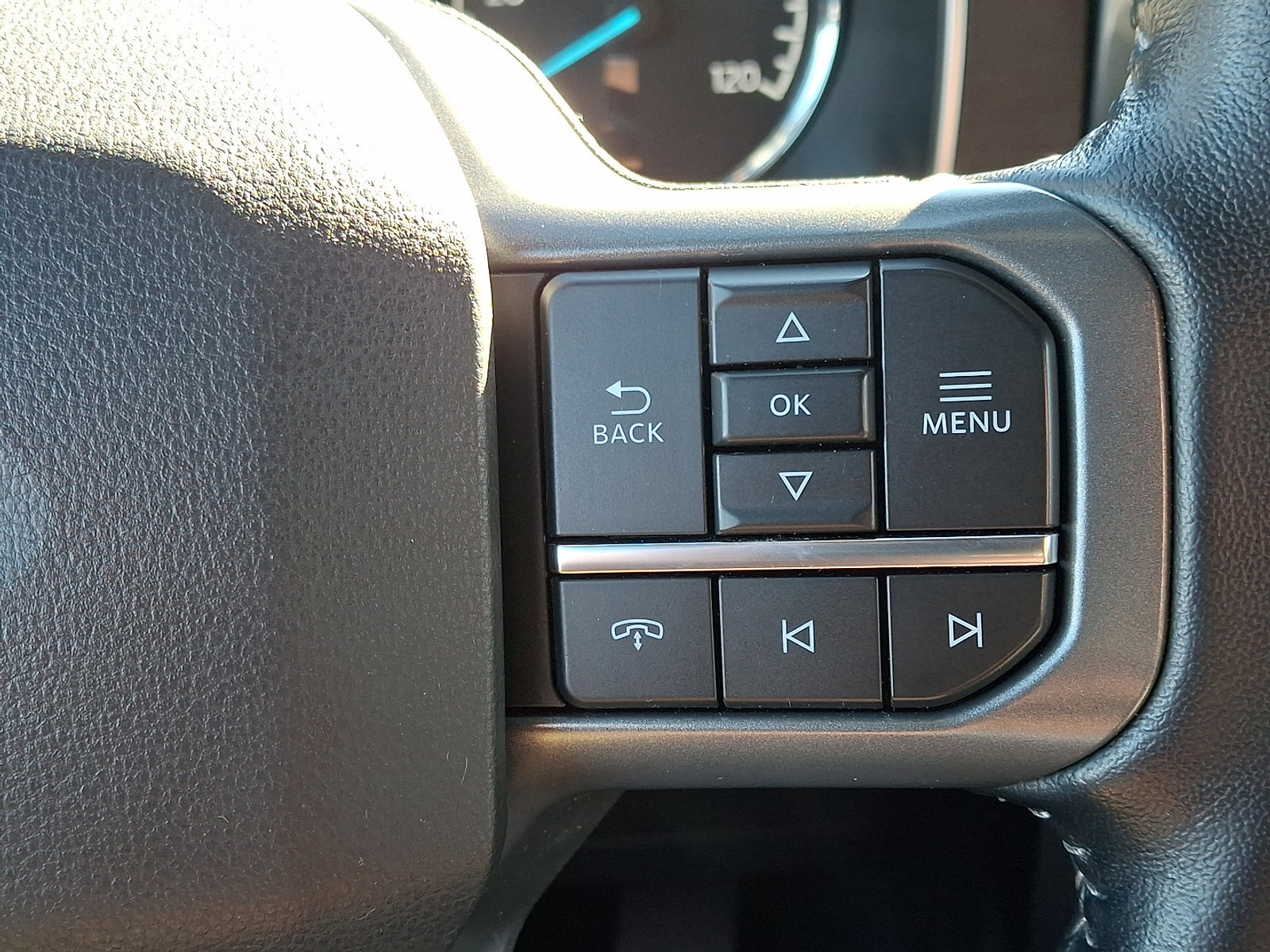 Certified 2022 Ford F150 XLT w/ Equipment Group 302A High image 23