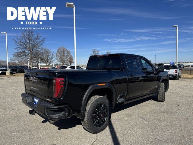 Used 2024 GMC Sierra 2500 AT4 w/ AT4 Premium Plus Package image 5