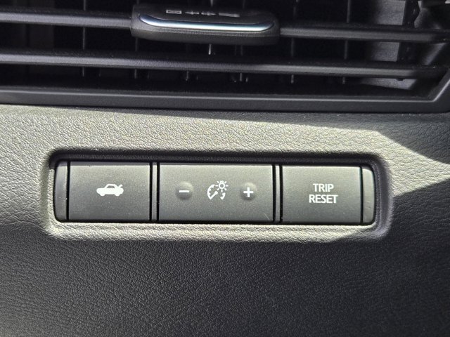 Used 2025 Nissan Altima 2.5 SV FWD image 20