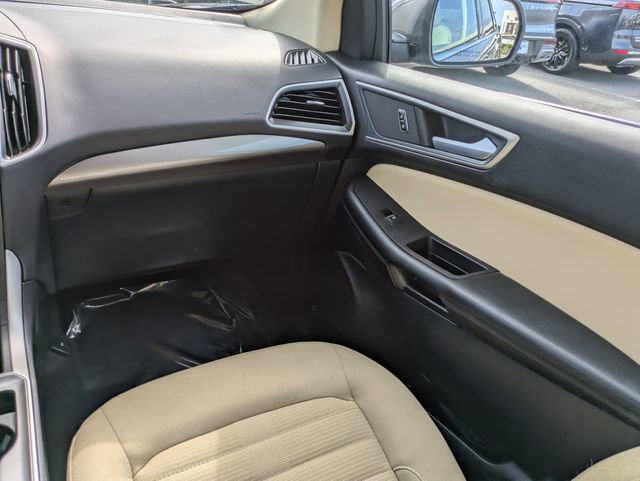 Certified 2024 Ford Edge SEL w/ Convenience Package AWD/4WD image 17