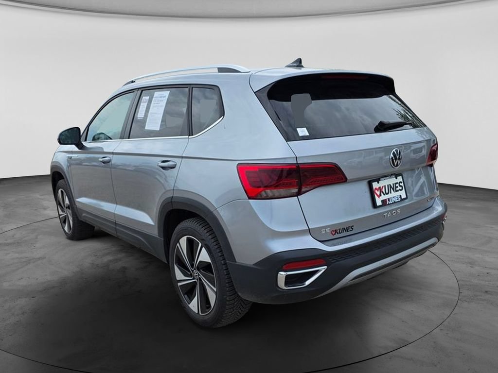 Used 2023 Volkswagen Taos SE AWD/4WD image 6