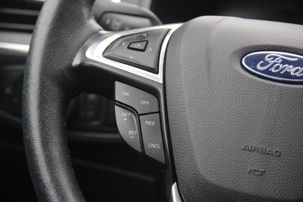 Certified 2022 Ford Edge Titanium image 22