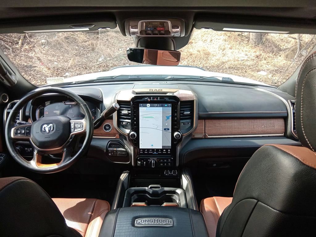 Used 2023 RAM 3500 Limited image 14