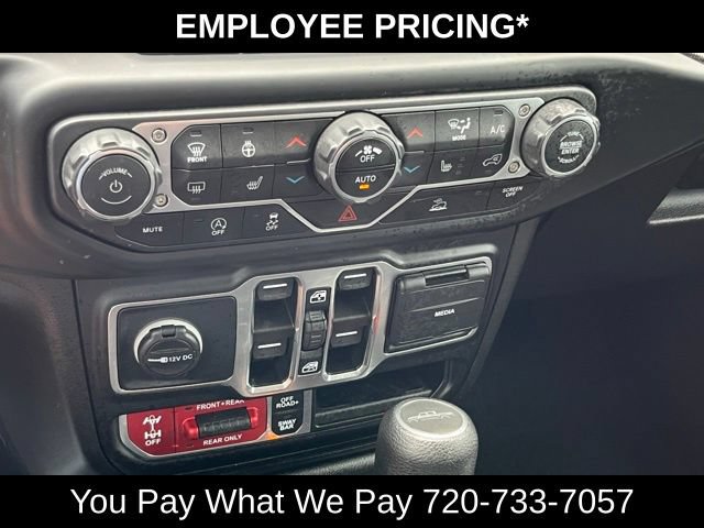 Used 2021 Jeep Gladiator Rubicon w/ LED Lighting Group AWD/4WD image 37