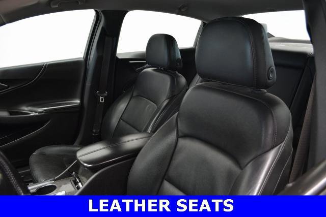 Used 2018 Chevrolet Malibu LT w/ Leather Package image 8