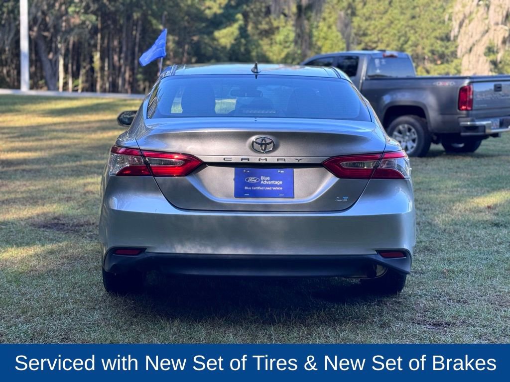 Used 2019 Toyota Camry LE image 6
