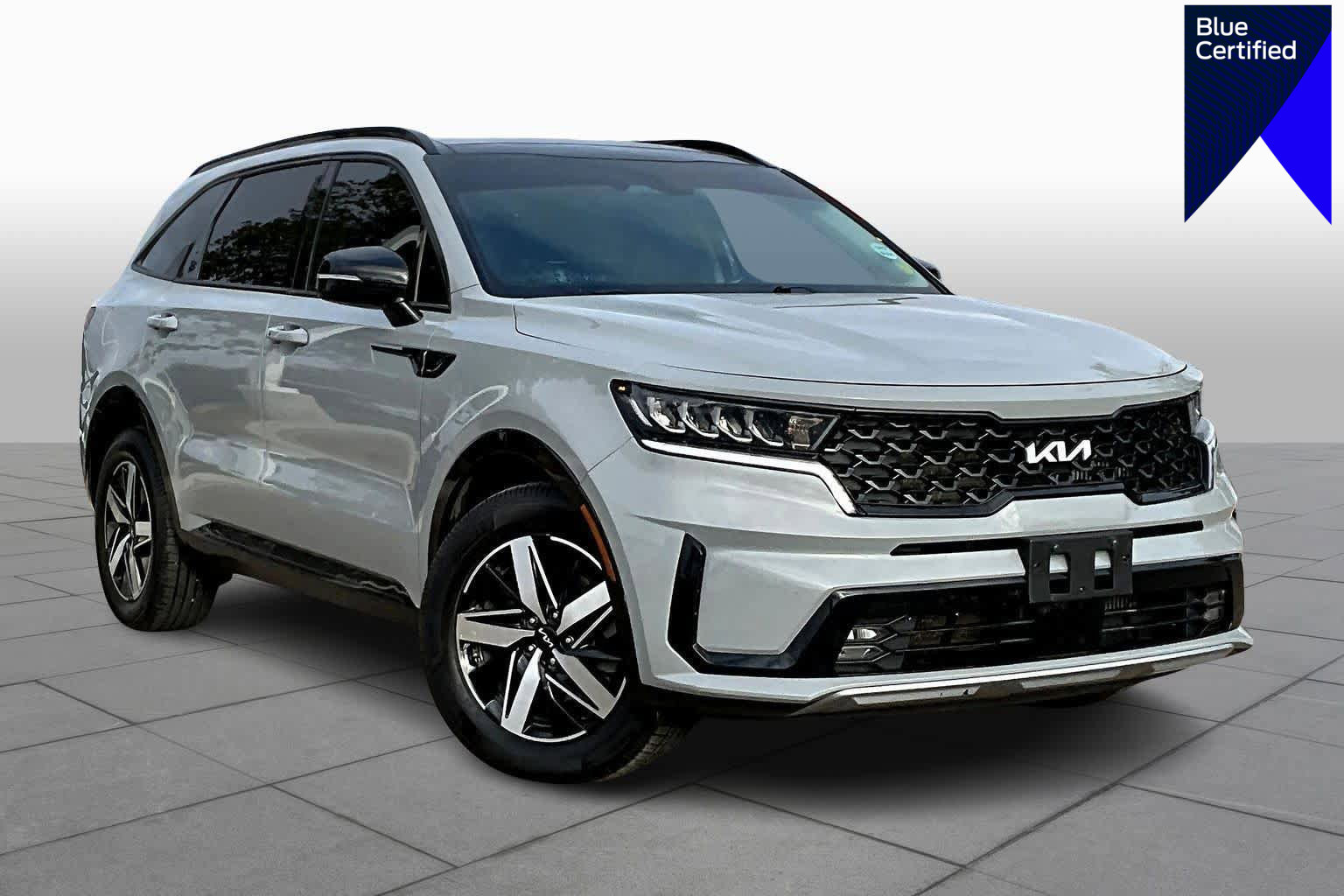 Used 2023 Kia Sorento EX w/ Panoramic Sunroof Package