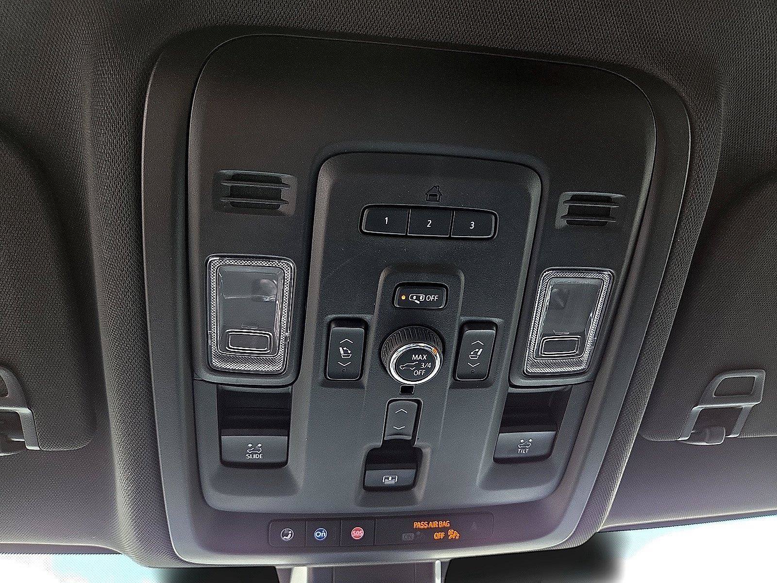 Used 2021 GMC Yukon SLT w/ SLT Premium Package AWD/4WD image 24