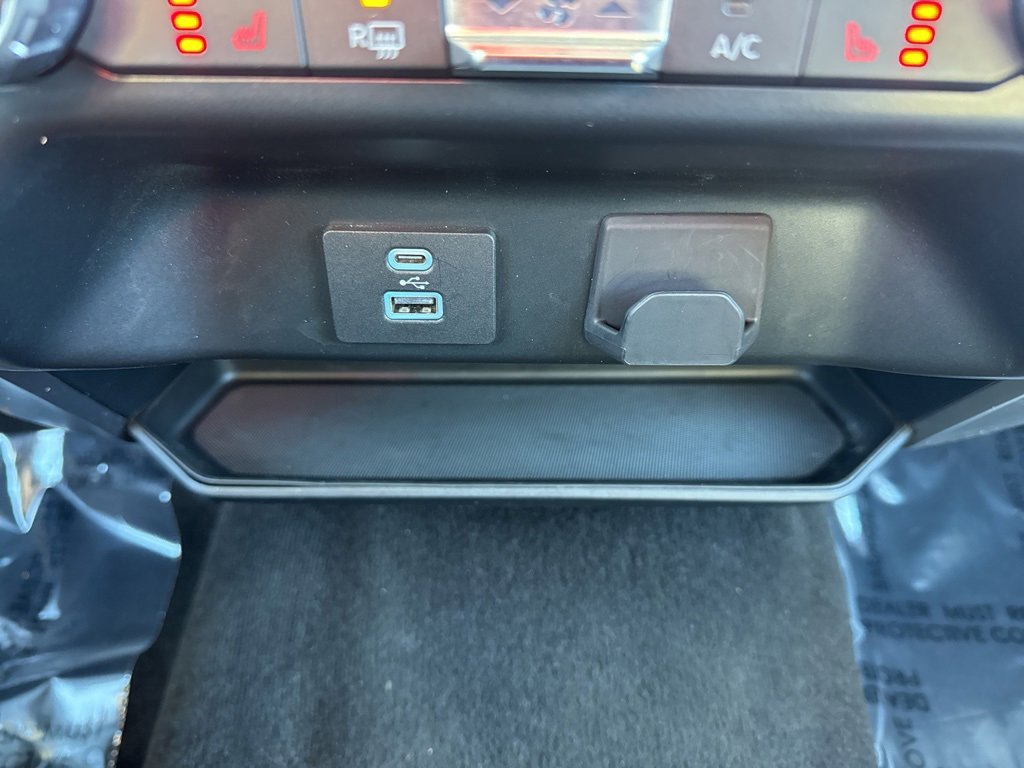 Certified 2022 Ford F150 XLT w/ Equipment Group 302A High image 21