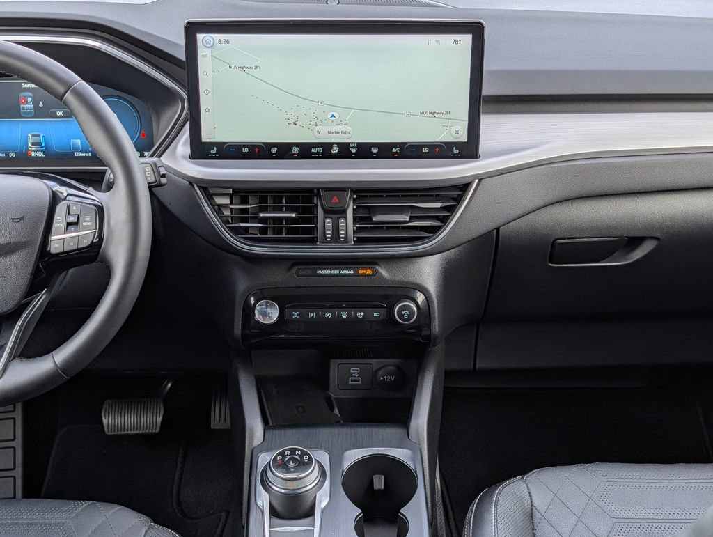 Certified 2023 Ford Escape Platinum w/ Premium Technology Package AWD/4WD image 16