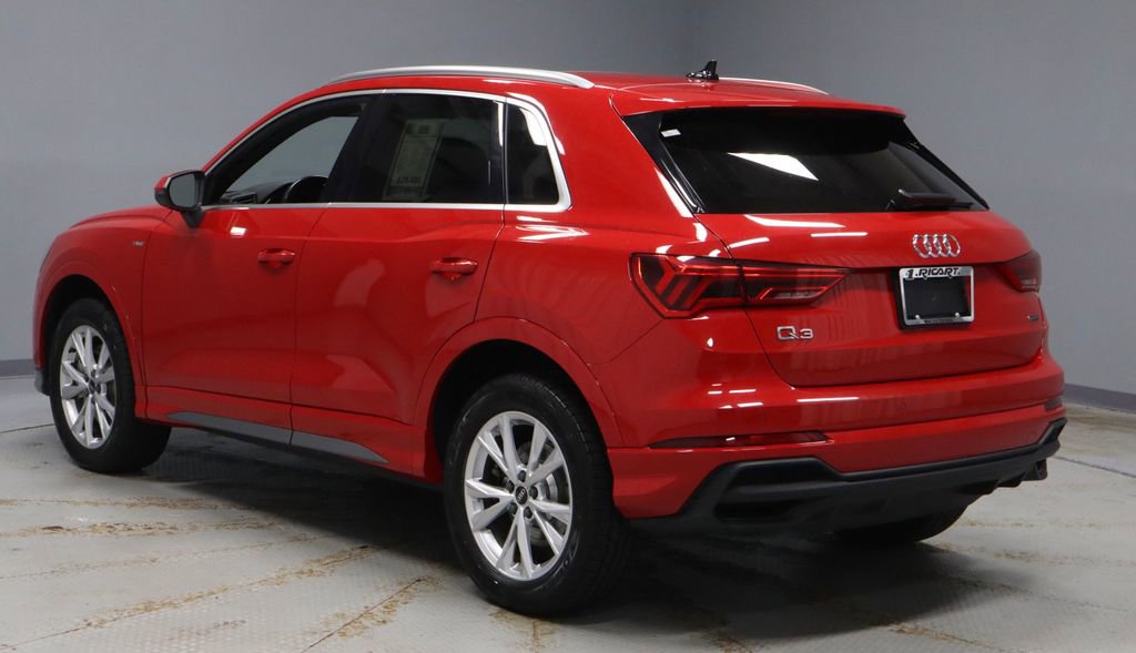 Used 2024 Audi Q3 2.0T Premium AWD/4WD image 9