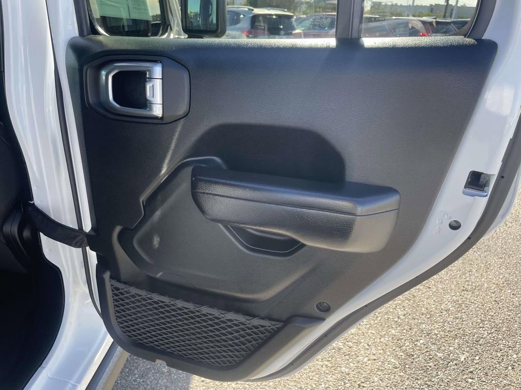 Used 2021 Jeep Gladiator Rubicon w/ Trailer Tow Package image 22