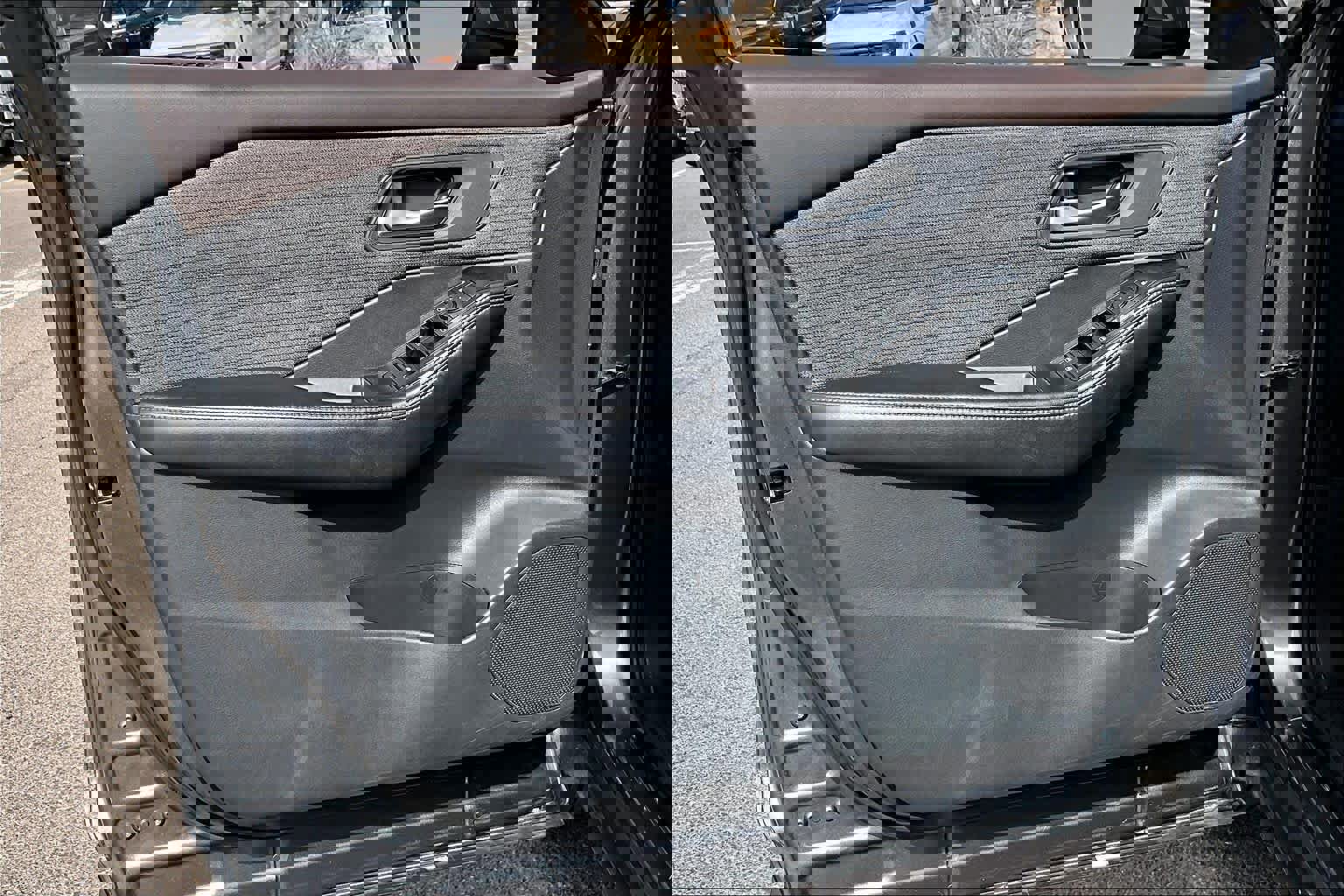 Used 2023 Nissan Rogue SV image 21