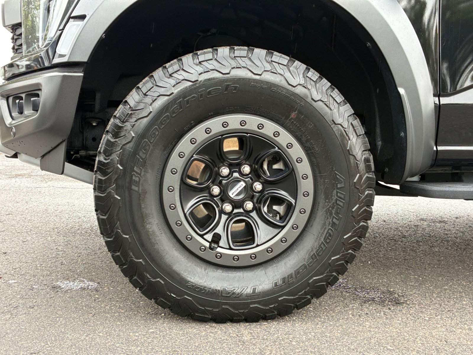 Certified 2023 Ford F150 Raptor w/ Raptor Carbon Fiber Package AWD/4WD image 26