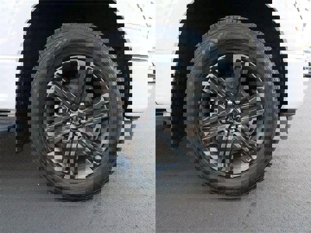 Certified 2022 Ford F150 XLT w/ Equipment Group 302A High image 11