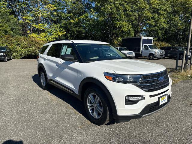 Certified 2023 Ford Explorer XLT w/ Equipment Group 202A image 5