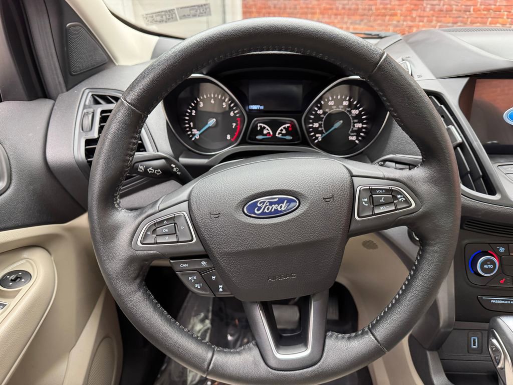 Certified 2019 Ford Escape SEL FWD image 14