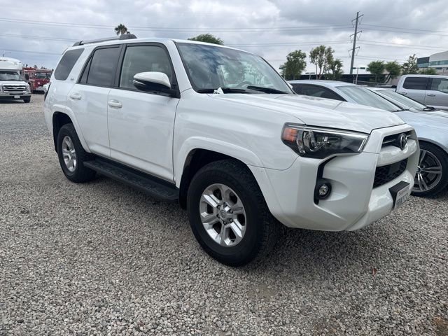 Used 2022 Toyota 4Runner SR5 Premium w/ Moonroof Package RWD image 4