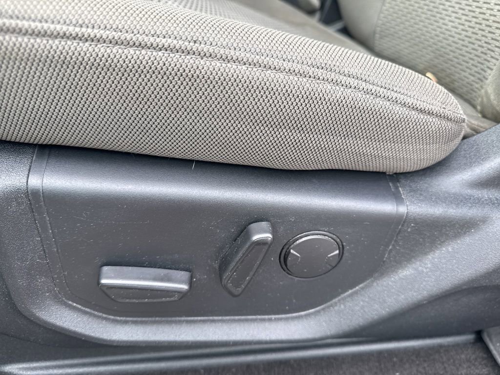 Certified 2019 Ford F150 XLT w/ Equipment Group 302A Luxury image 18