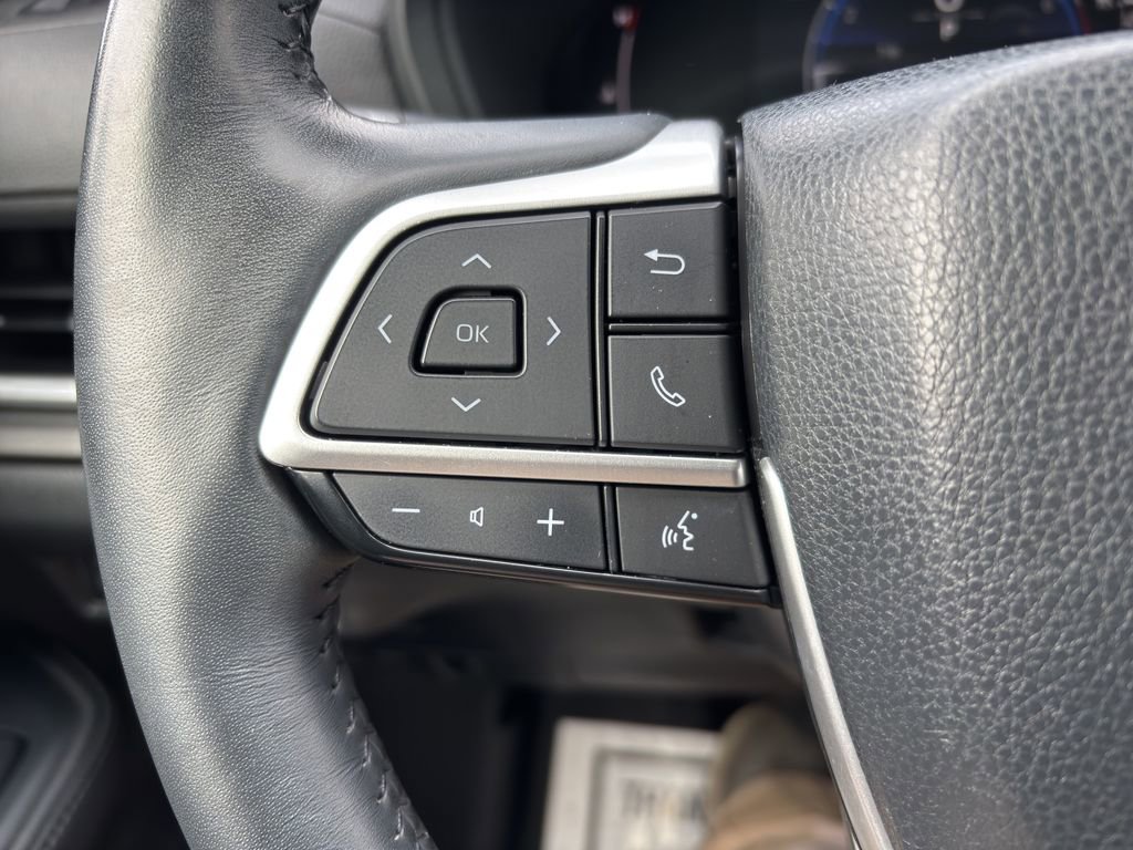 Used 2022 Toyota Sienna XLE Woodland Edition AWD/4WD image 26