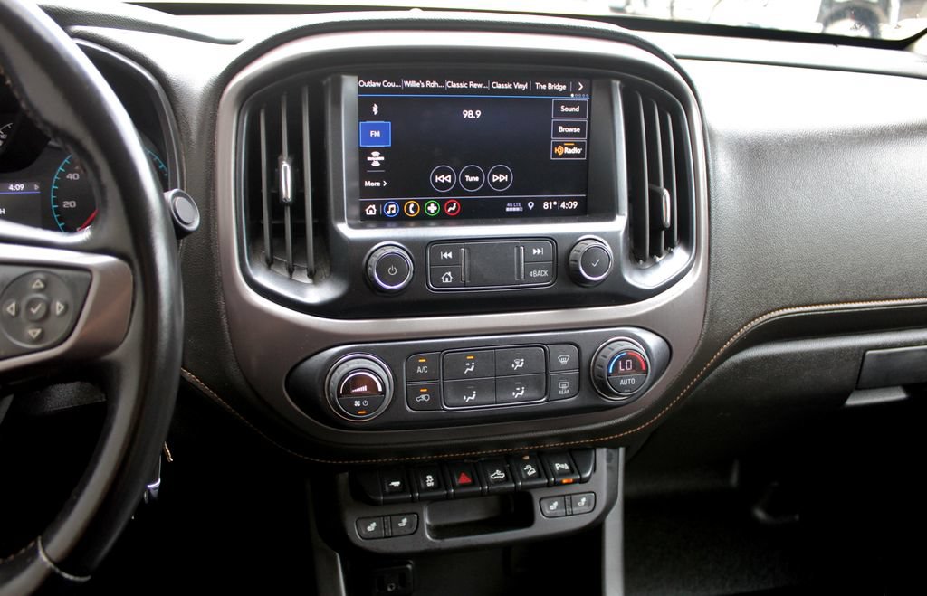 Used 2022 GMC Canyon AT4 AWD/4WD image 23