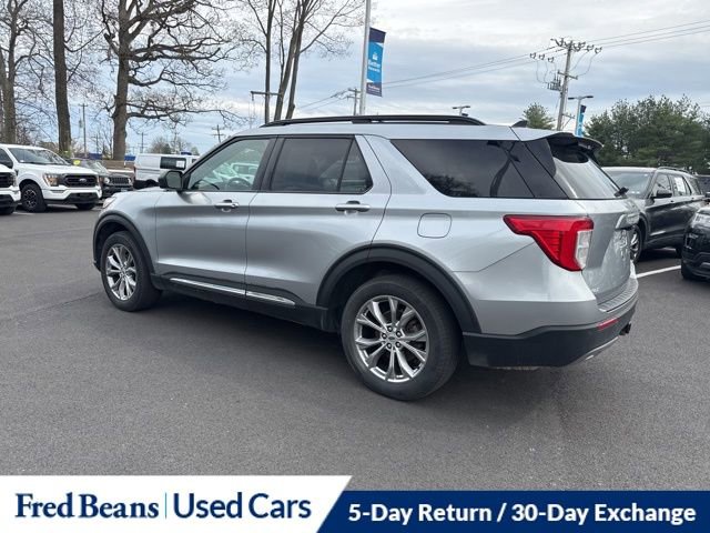Certified 2023 Ford Explorer XLT w/ Equipment Group 202A AWD/4WD image 5