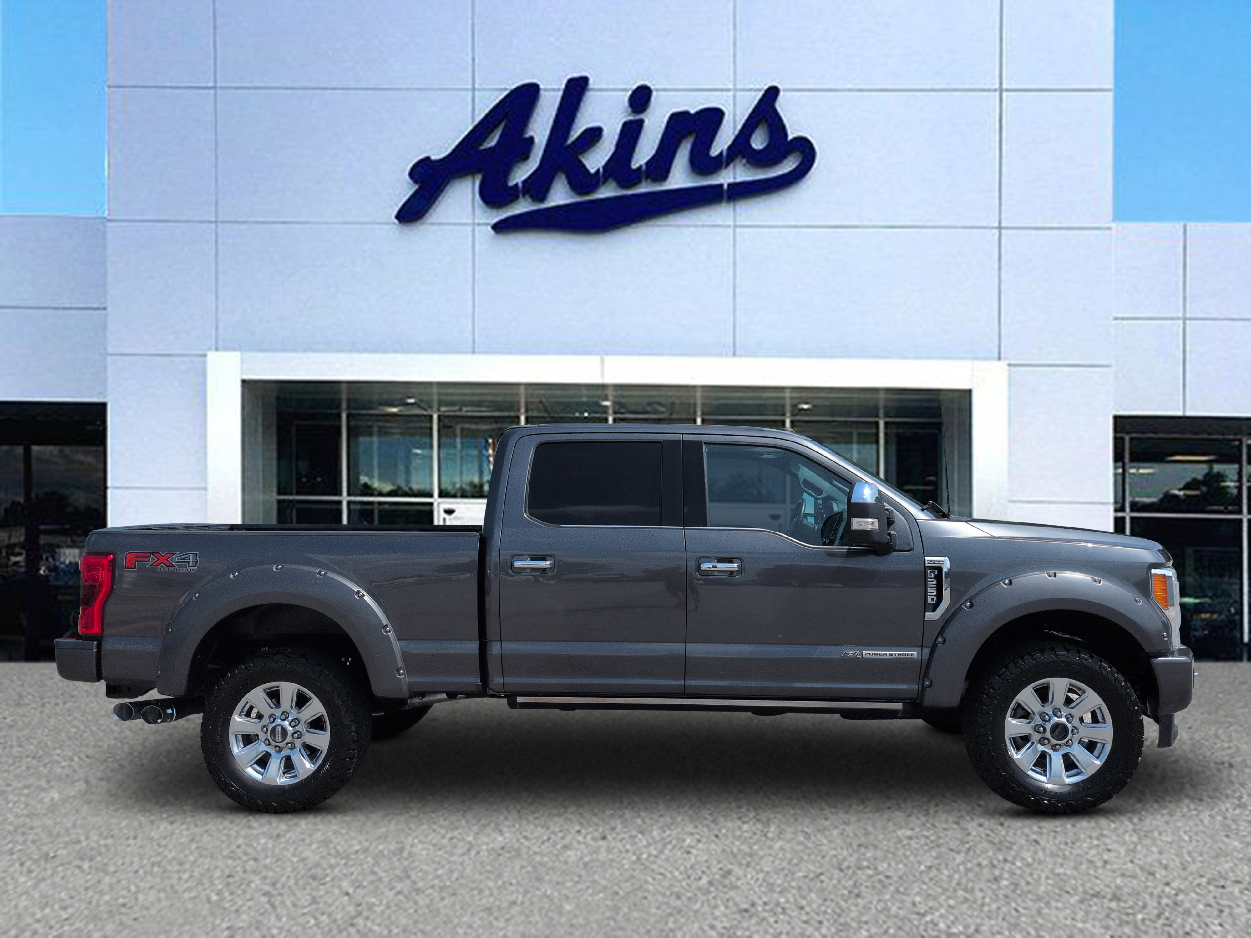 Certified 2018 Ford F250 Platinum w/ Platinum Ultimate Package AWD/4WD image 1