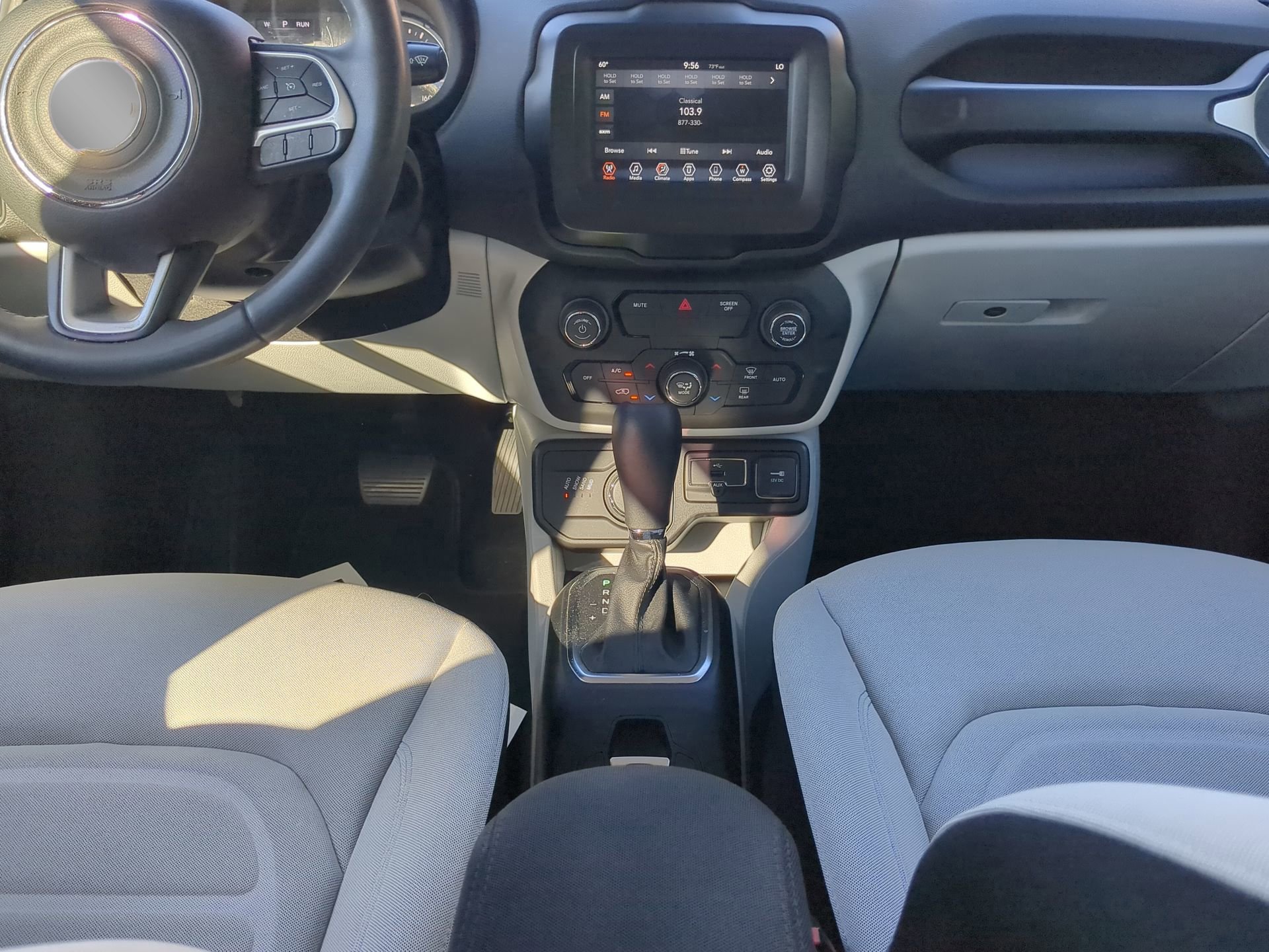 Used 2018 Jeep Renegade Latitude image 43