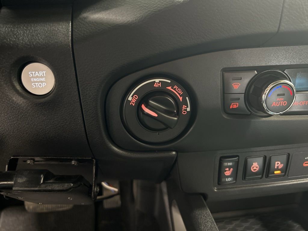Used 2022 Nissan Frontier SV image 17