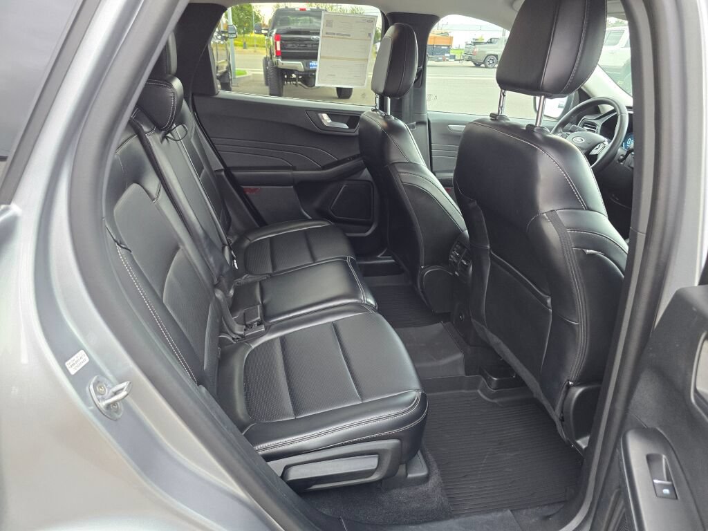 Certified 2023 Ford Escape Platinum AWD/4WD image 12