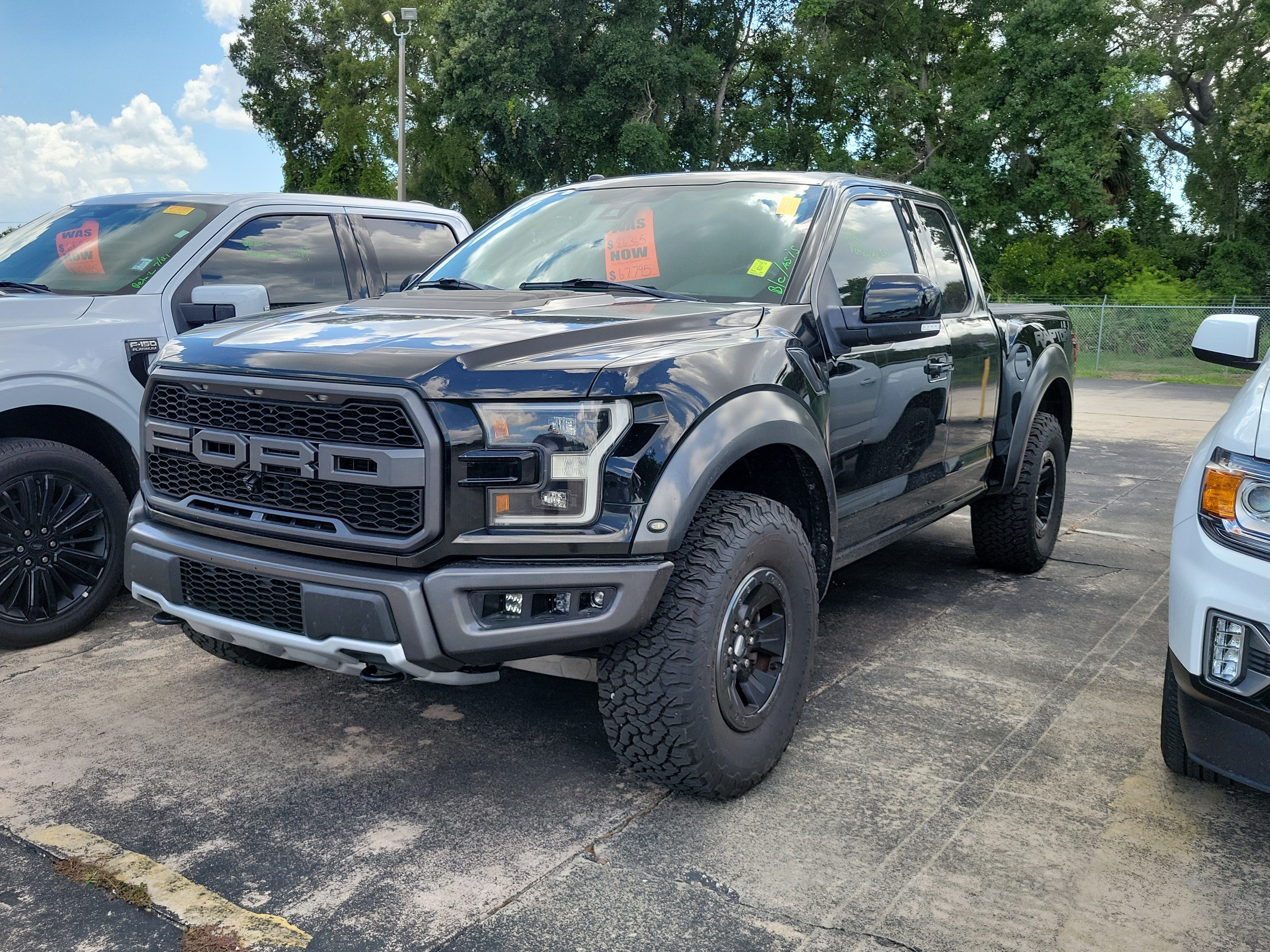 Certified 2017 Ford F150 Raptor w/ Equipment Group 802A Luxury AWD/4WD image 3