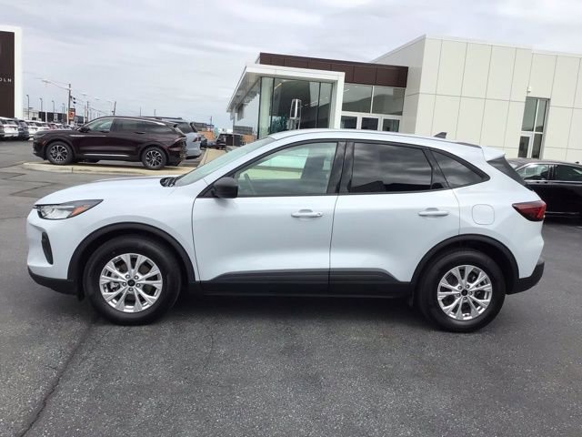 Certified 2025 Ford Escape Active image 2