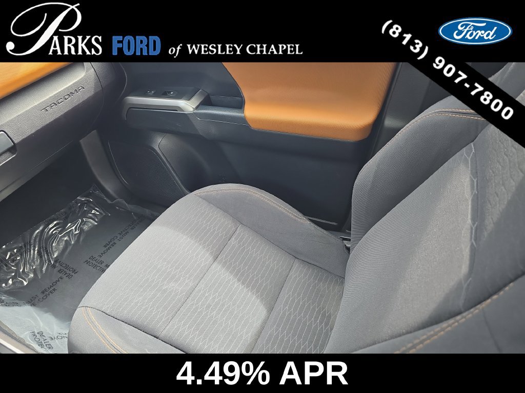 Used 2018 Toyota Tacoma SR5 RWD image 14