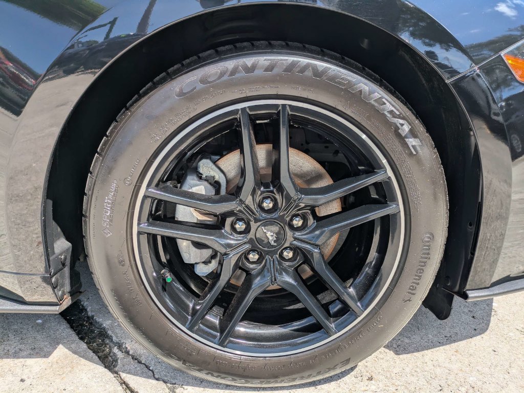 Certified 2022 Ford Mustang Premium RWD image 11