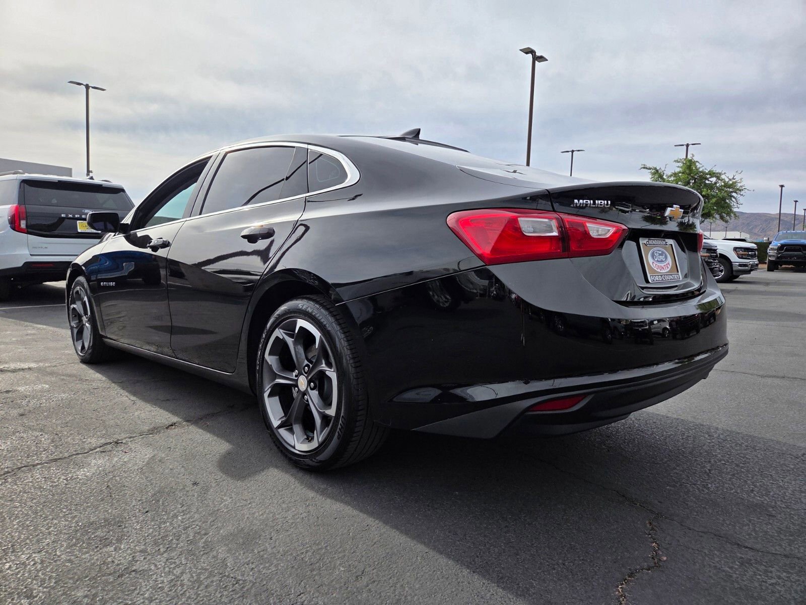 Used 2023 Chevrolet Malibu LT image 3