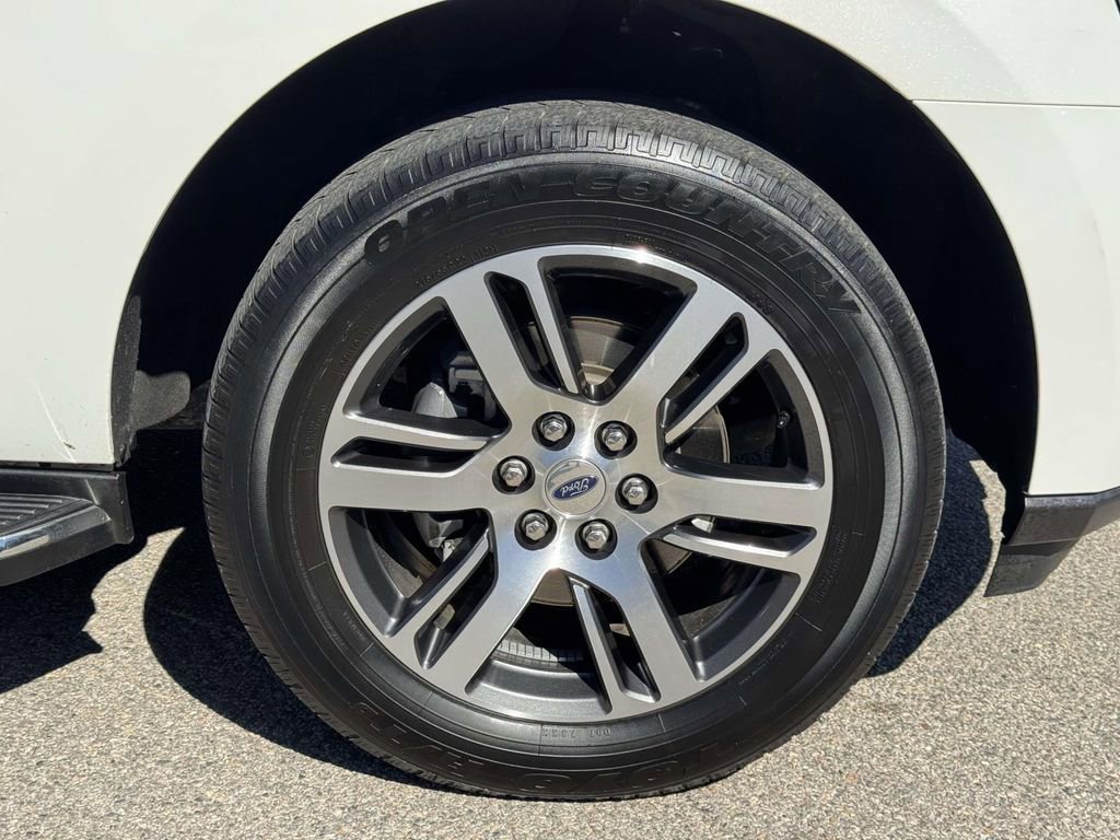 Certified 2022 Ford Expedition XLT image 27