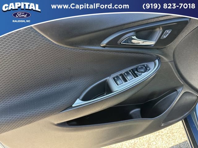 Used 2025 Chevrolet Malibu RS FWD image 20