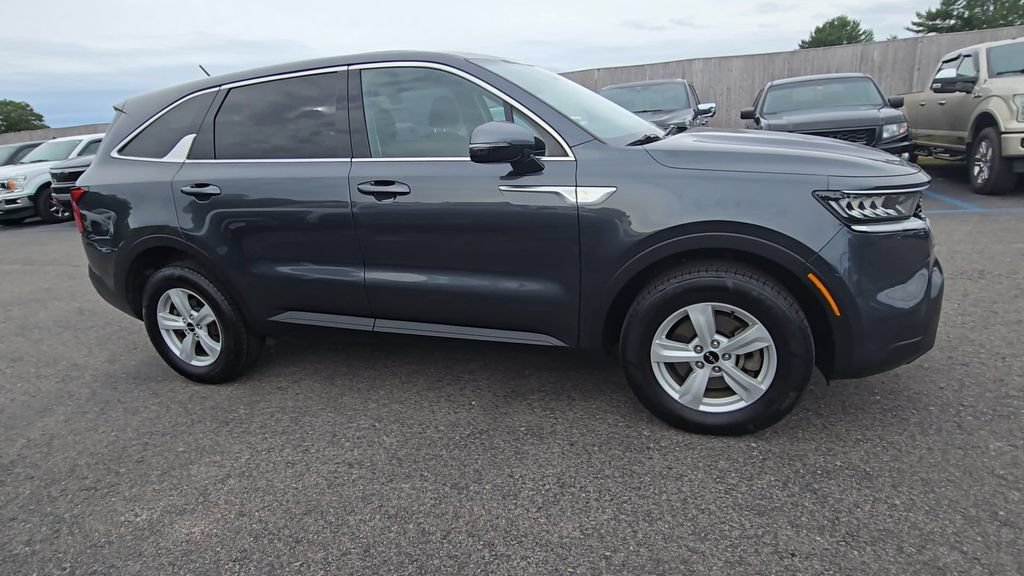 Used 2023 Kia Sorento LX AWD/4WD image 20