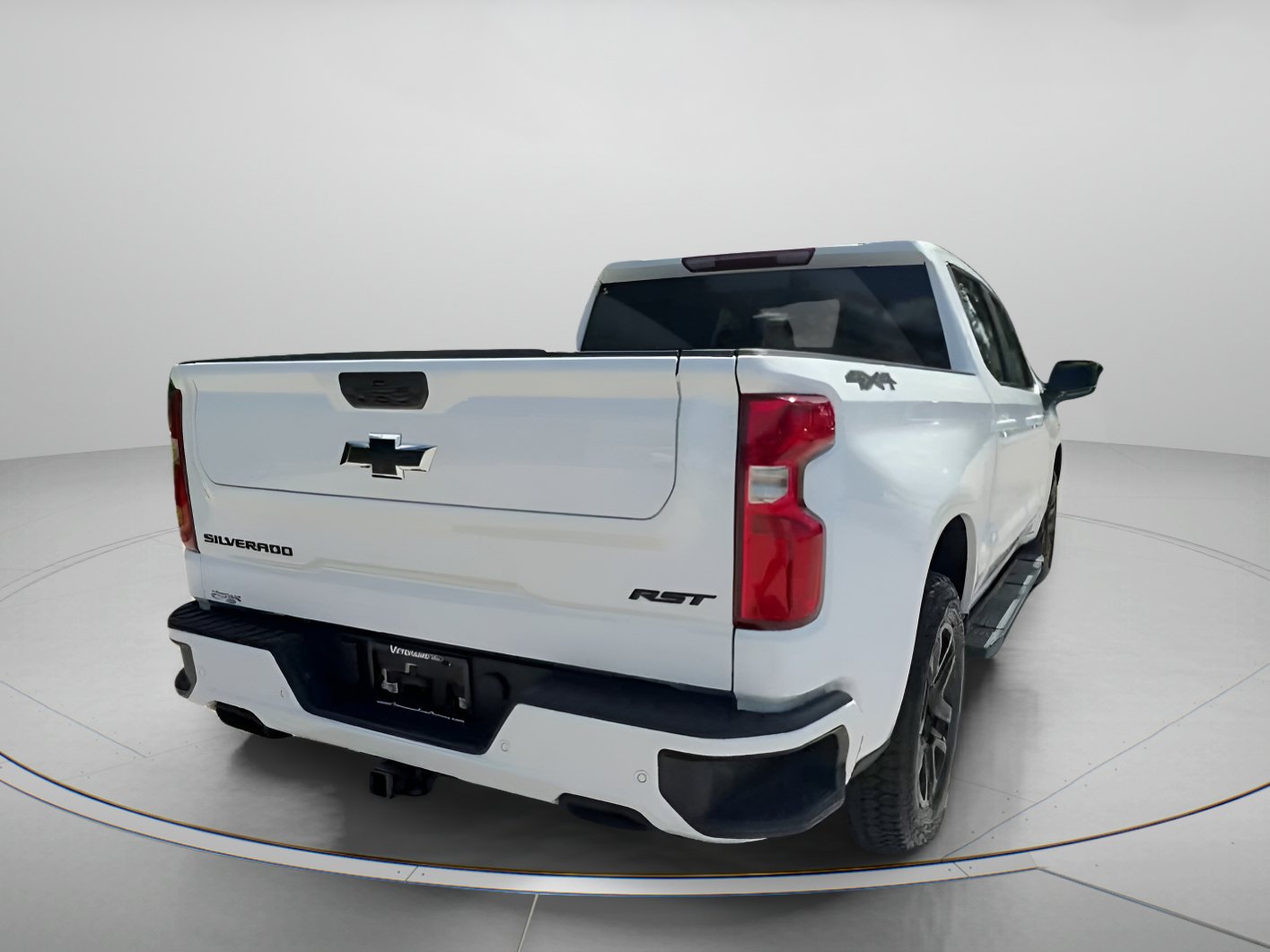 Used 2025 Chevrolet Silverado 1500 RST w/ Dark Appearance Package AWD/4WD image 29
