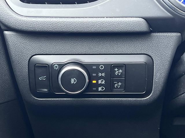 Certified 2022 Ford Escape Titanium w/ Class II Trailer Tow Package image 30