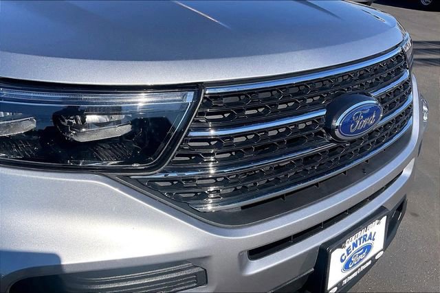Certified 2024 Ford Explorer XLT image 29