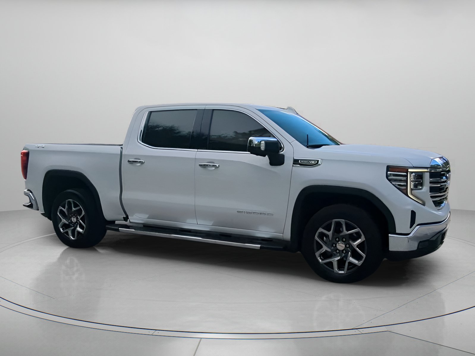 Used 2022 GMC Sierra 1500 SLT w/ SLT Premium Package AWD/4WD image 35
